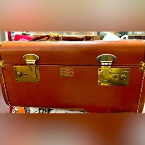 Multnomah Paul Bunyan Air Luggage